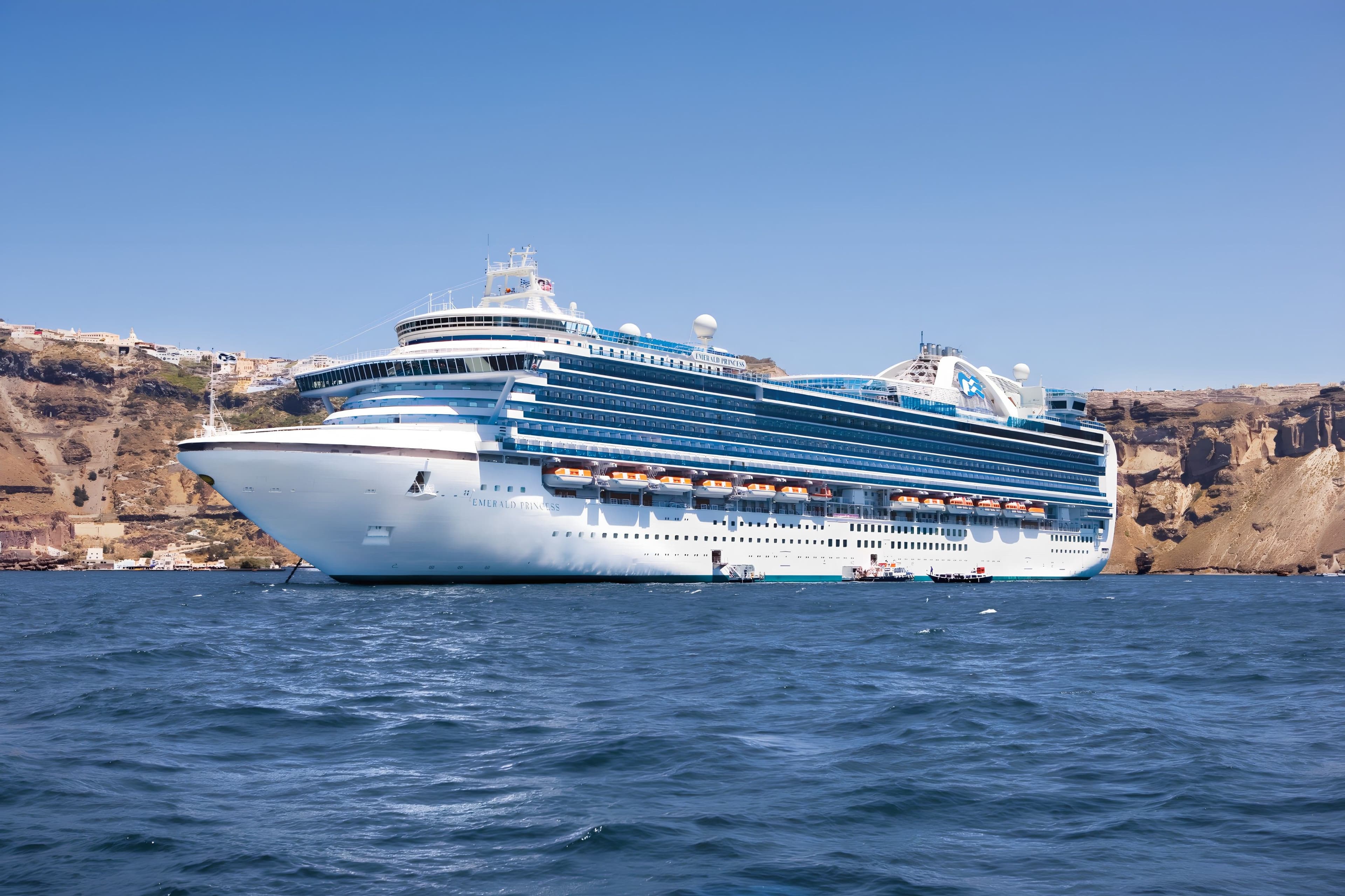 Emerald Princess image
