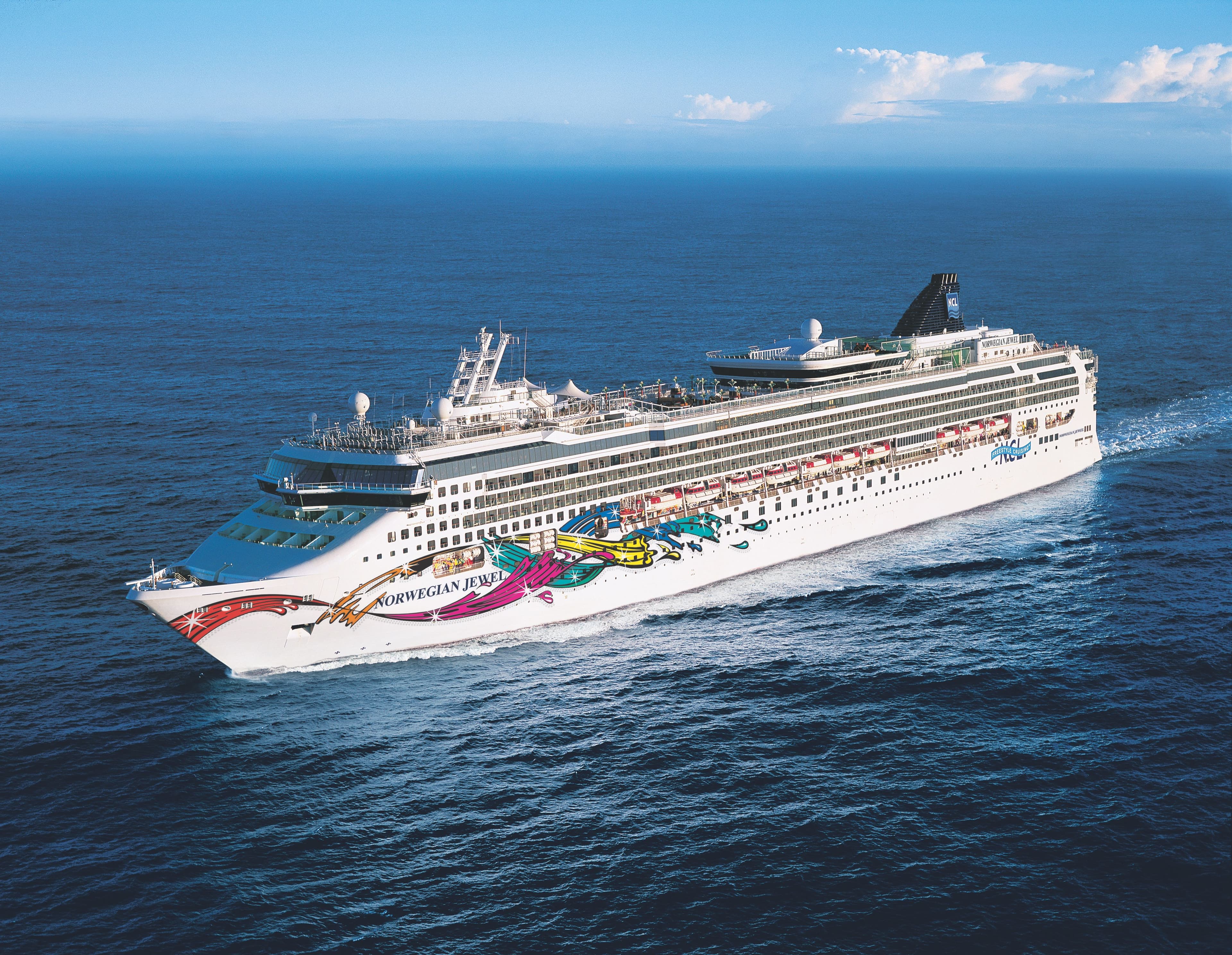 Norwegian Jewel image