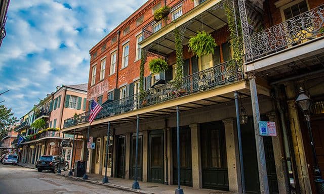 New Orleans Snapshot With Airport Transfer