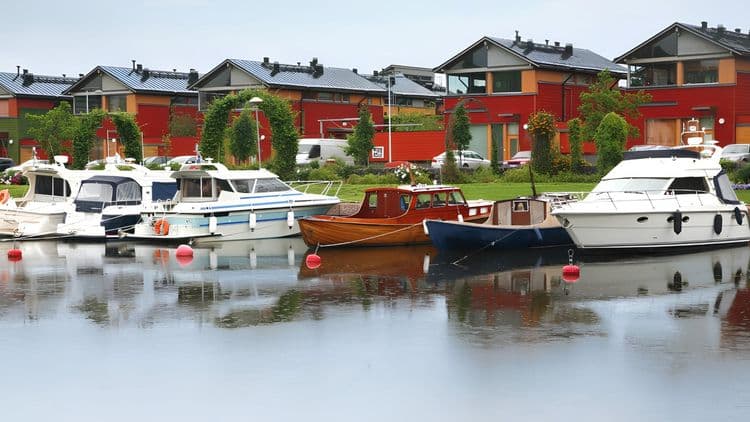 Porvoo, Cruise & Helsinki with Lunch