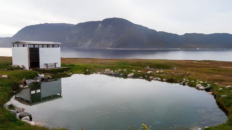 Boat tour to Uunartoq Hot Springs