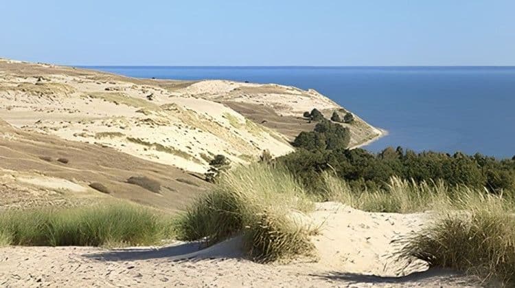 Klaipeda & the Mysterious Hill of Witches