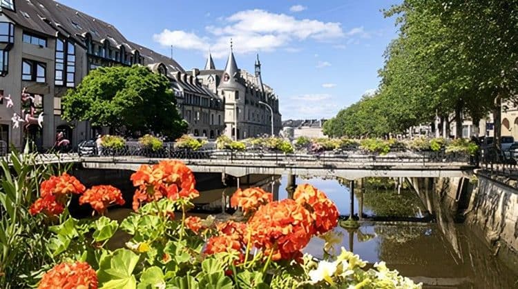 Quimper on Your Own