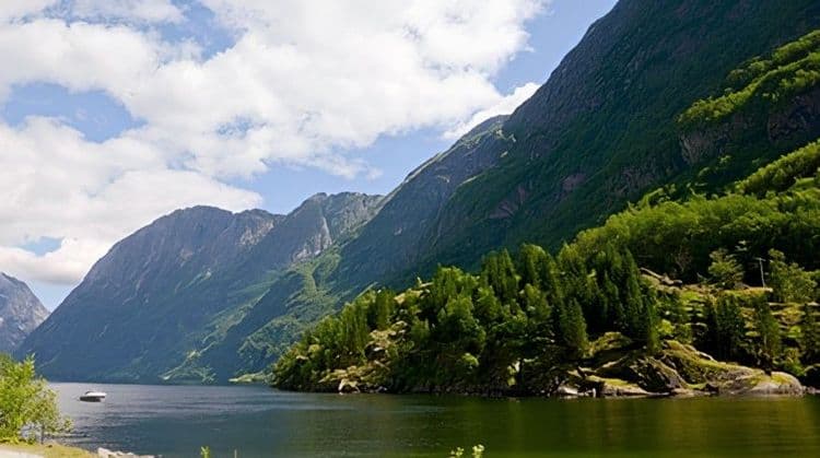 Norway in a Nutshell