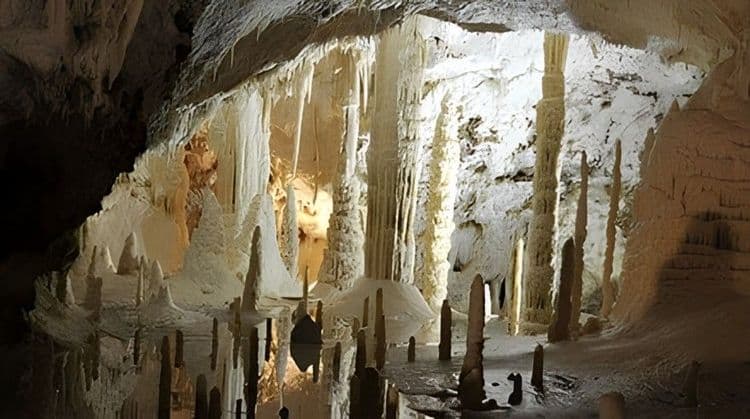 The "Frasassi" Caves