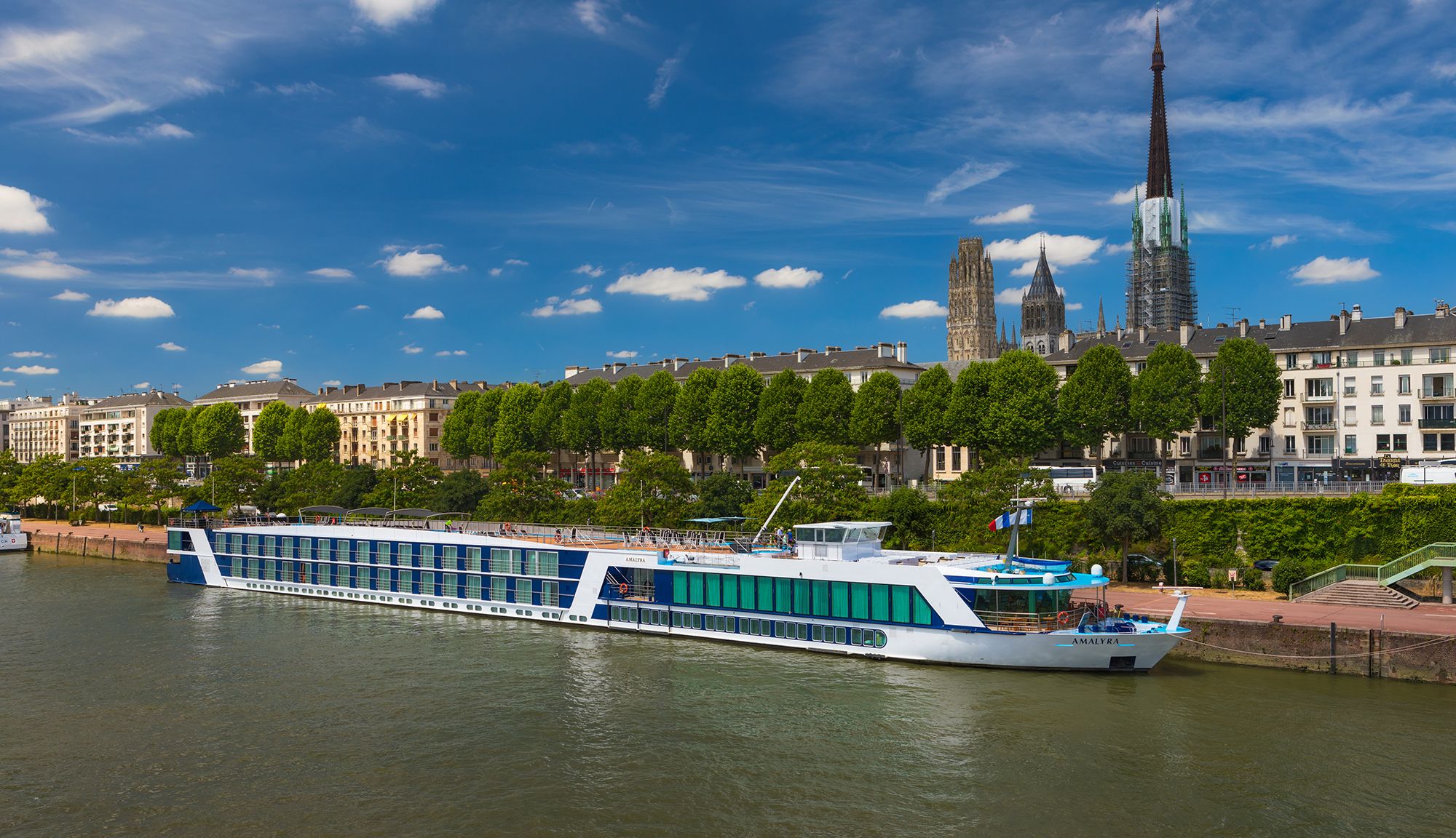 AmaLyra cruise ship