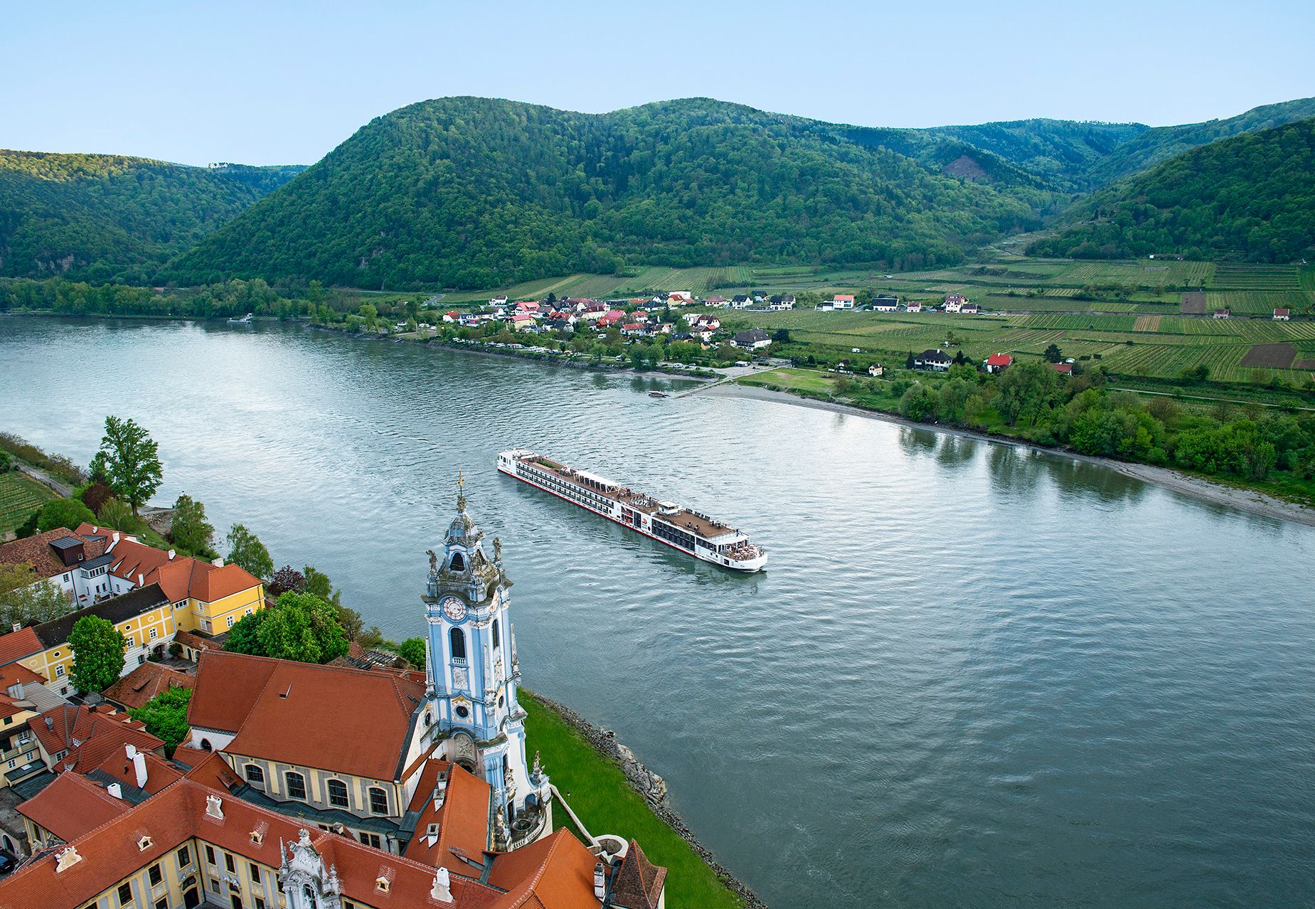 Viking Tir cruise ship