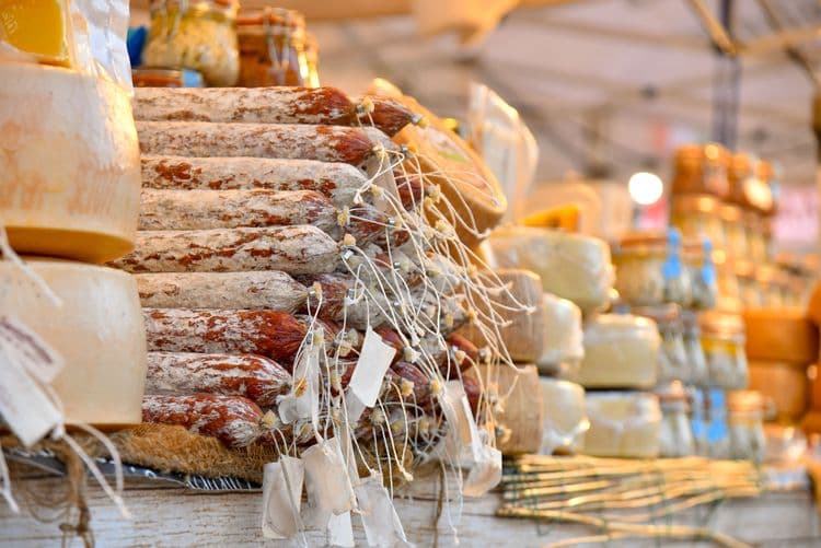 Florence Street Eats and Culinary Customs