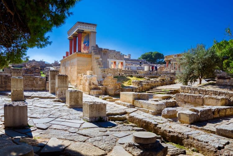 Knossos Palace & Arolithos