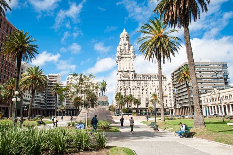 Easy Montevideo