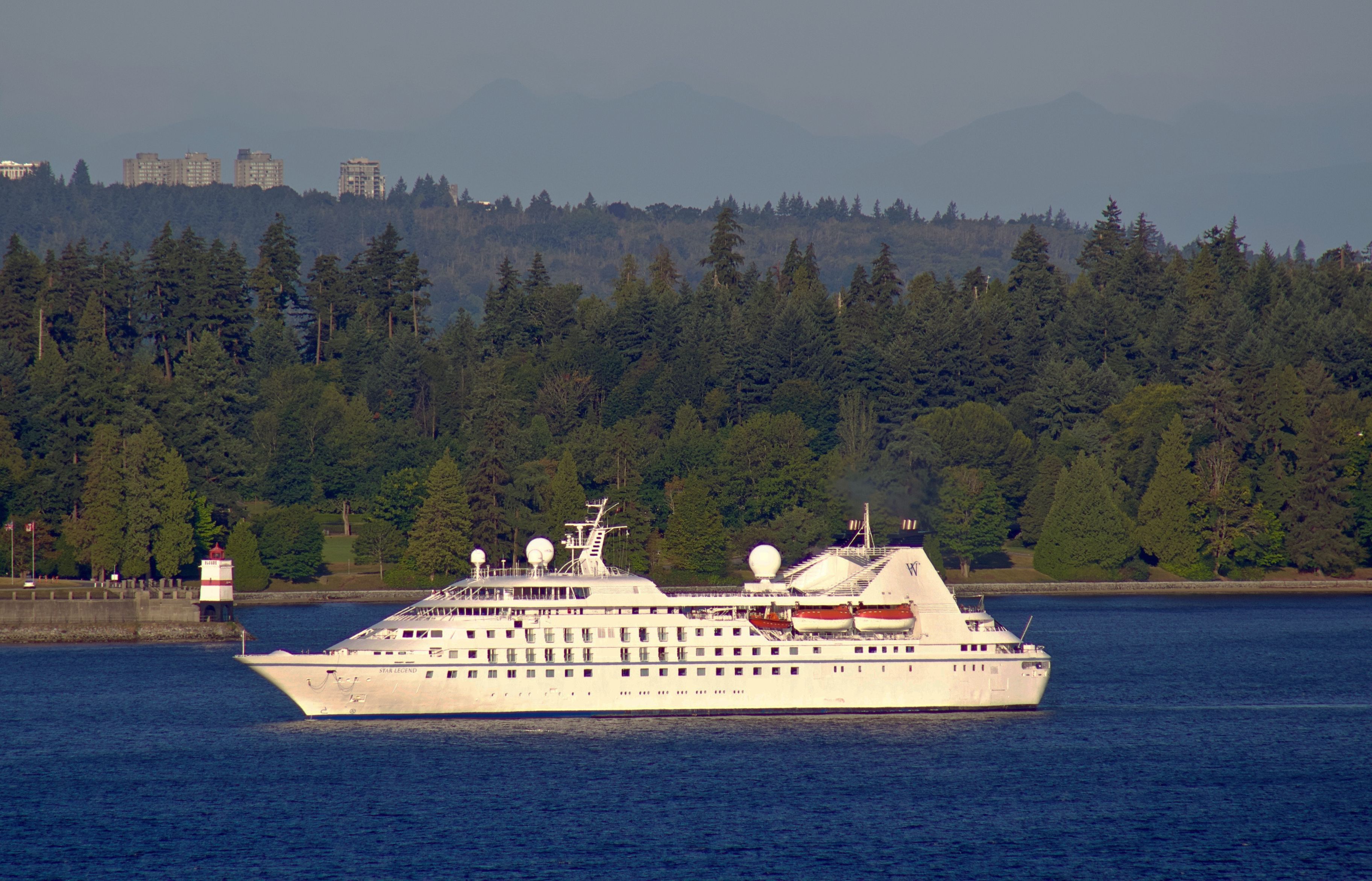 Star Legend cruise ship