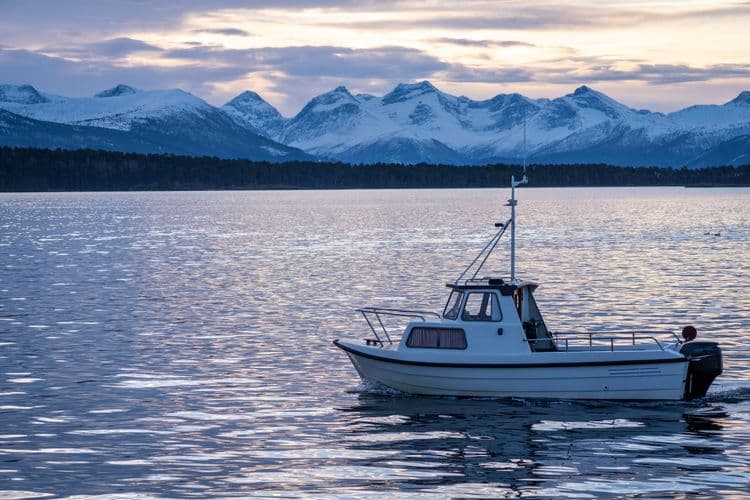 Private Fishing & Wilderness Dining