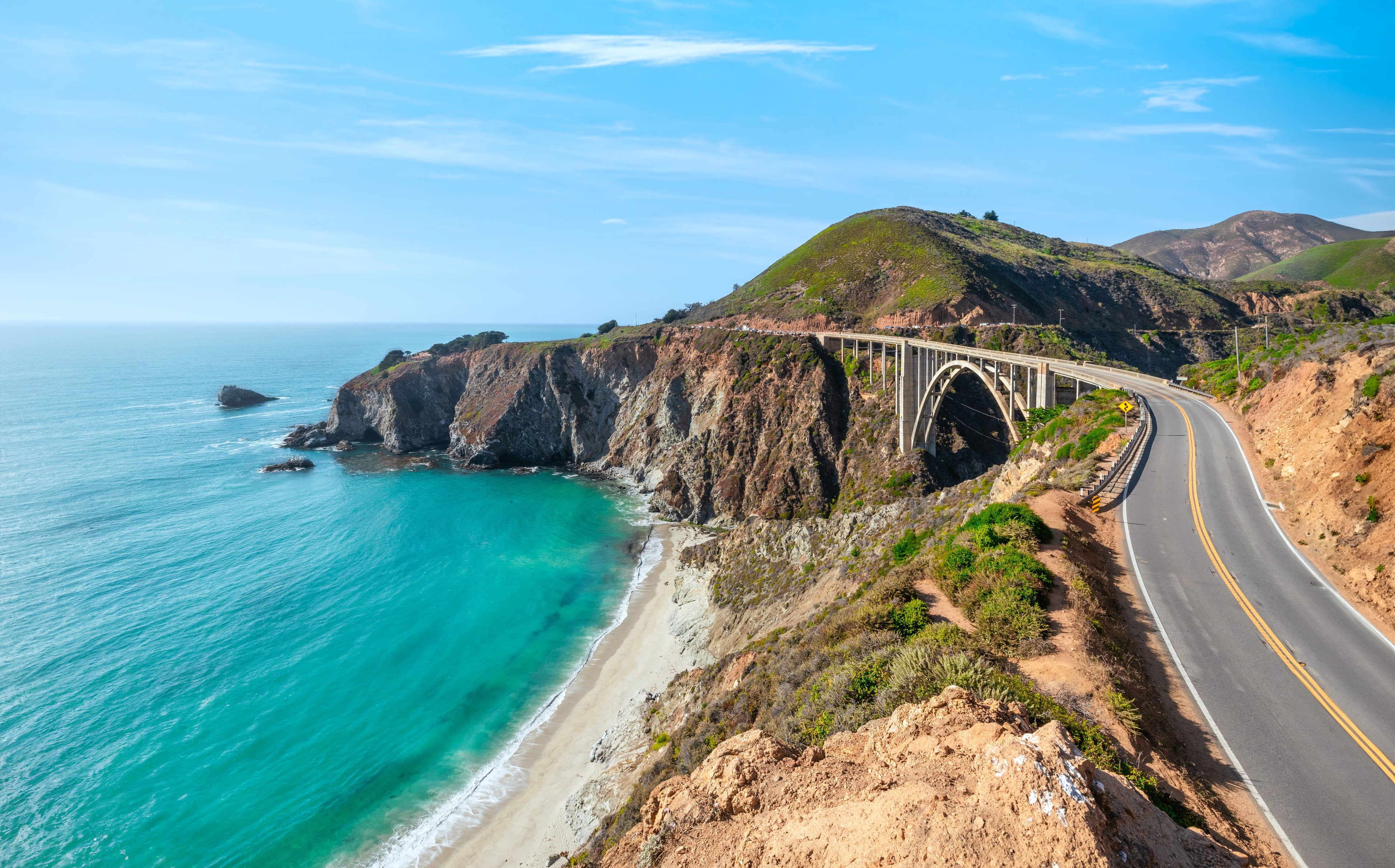 Book cruises to North America Online And Save