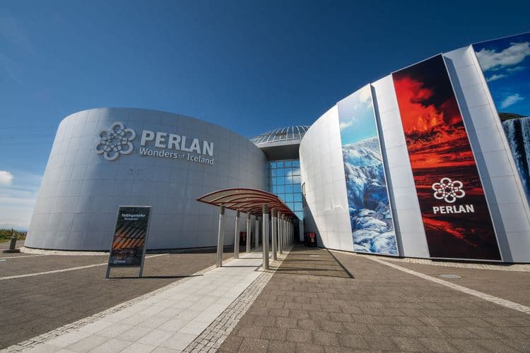 Reykjavik Wonders & Perlan Museum with Airport Transfer