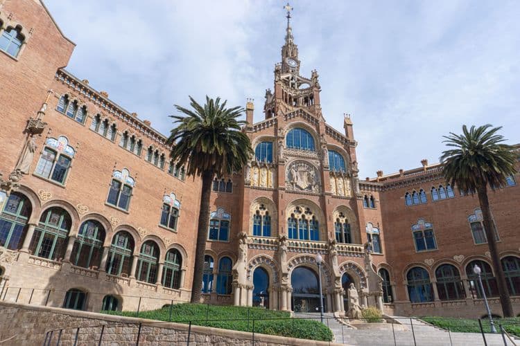 Private Opening and Behind the Scenes: Picasso Museum and Tapas