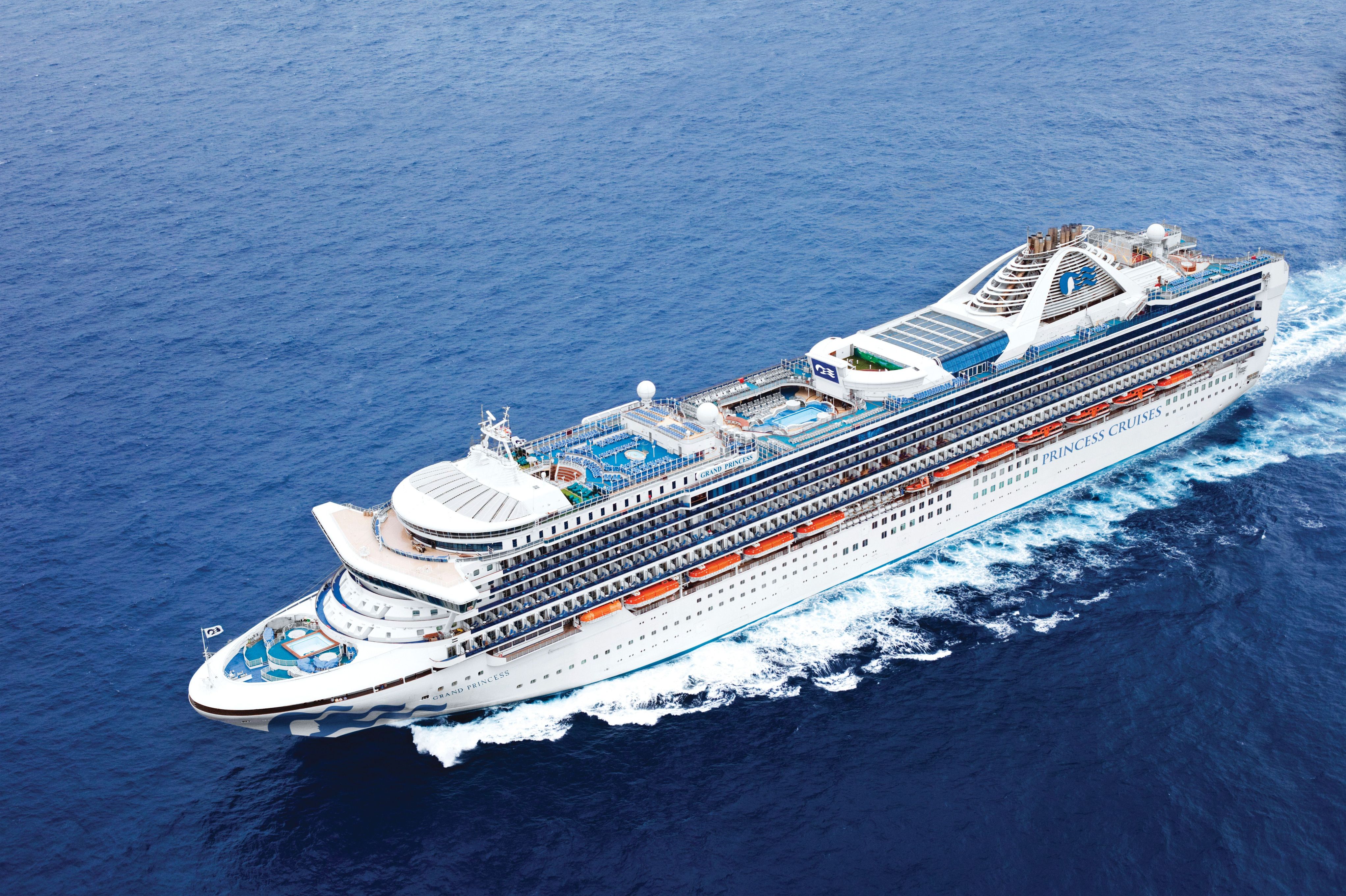 Grand Princess cruise ship